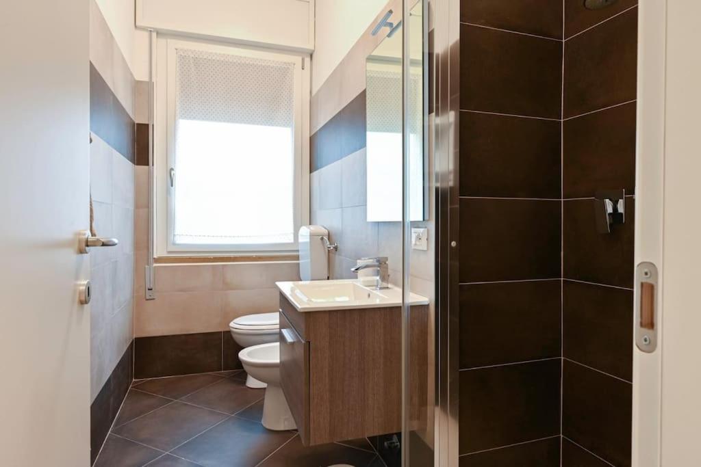 -free Parking & Wifi- 10 Minuti Dal Centro Apartamento *
