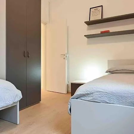 Apartamento -Free Parking & Wifi- 10 Minuti Dal Centro Padua Exterior foto